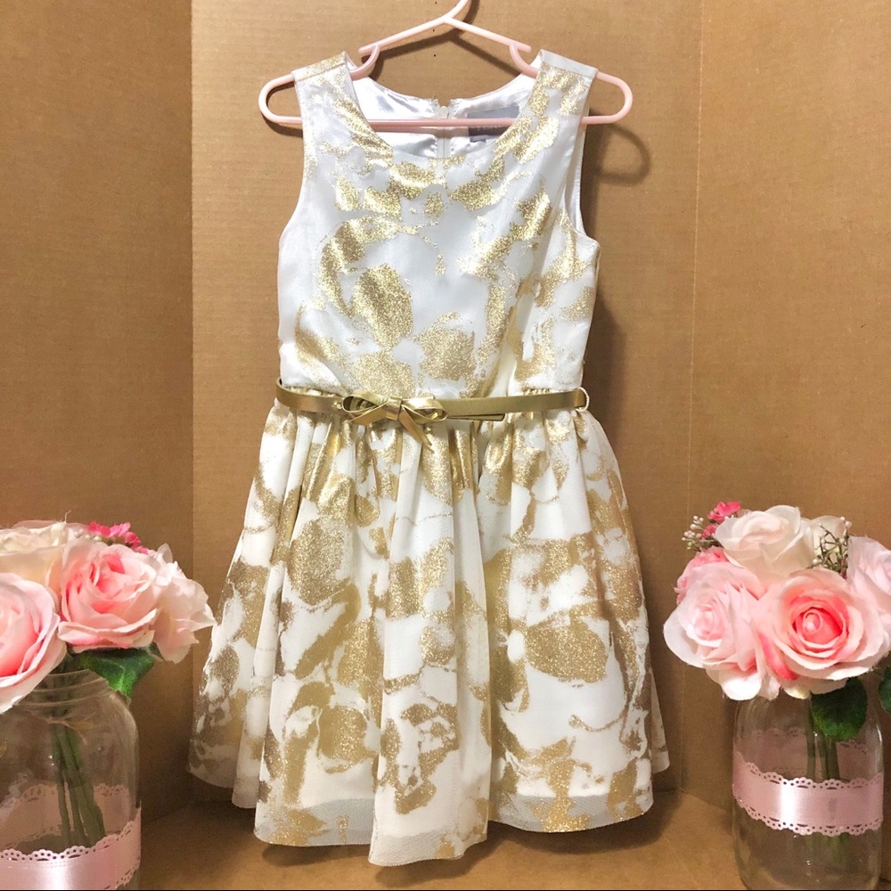 The Children’s Place Gold and White dress Size 5